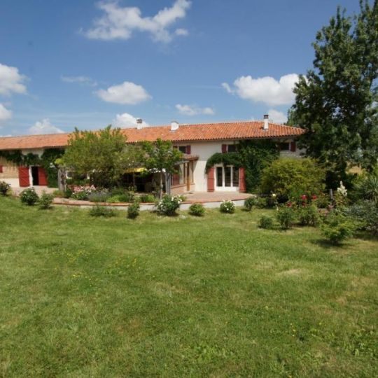 Donjon Immobilier : Maison / Villa | LE FOUSSERET (31430) | 315.00m2 | 495 000 € Donjon Immobilier : Maison / Villa | LE FOUSSERET (31430) | 315.00m2 | 495 000 €
