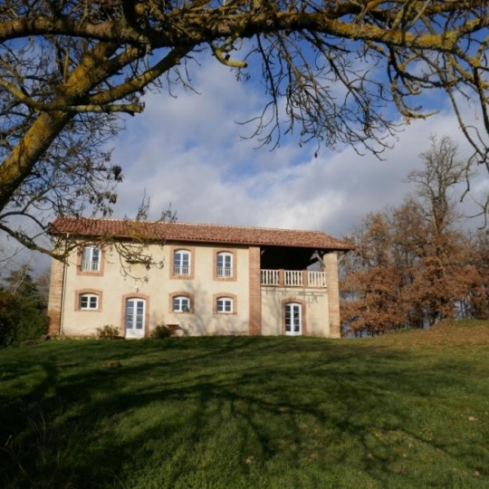  Donjon Immobilier : Maison / Villa | AUCH (32000) | 280 m2 | 560 000 € 