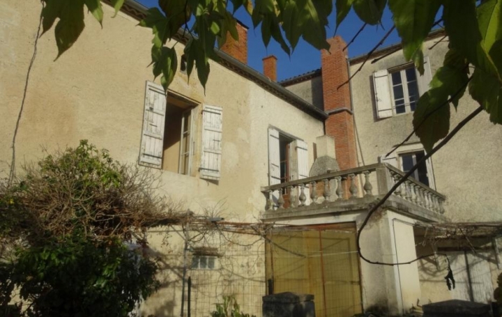 Donjon Immobilier : Maison / Villa | CONDOM (32100) | 266 m2 | 70 000 € 