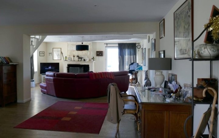 Donjon Immobilier : Maison / Villa | LIBOURNE (33500) | 170 m2 | 572 000 € 