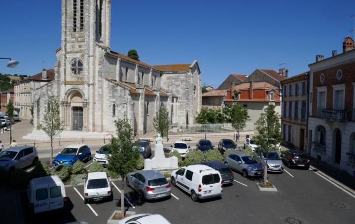 Donjon Immobilier : Office | MOISSAC (82200) | 200 m2 | 169 600 € 