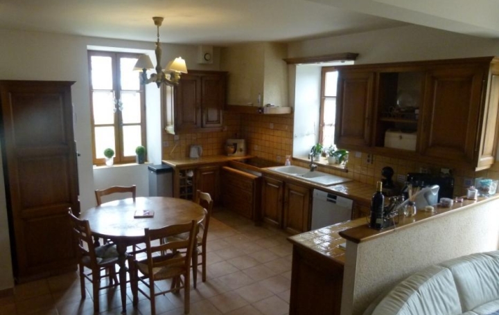 Donjon Immobilier : Maison / Villa | MAUVEZIN (32120) | 242 m2 | 388 500 € 