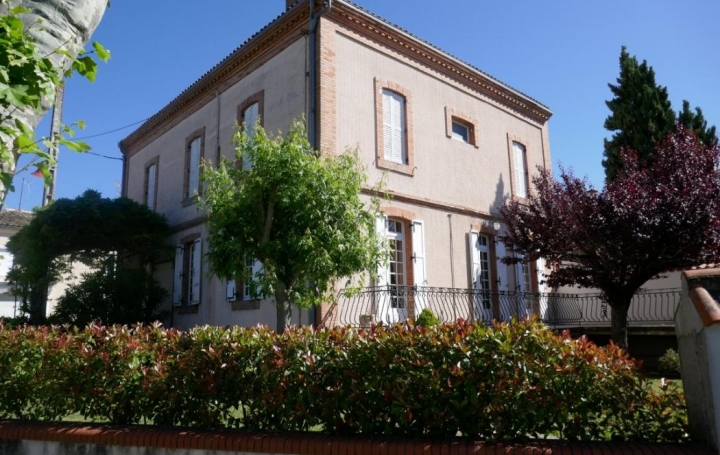 Donjon Immobilier : Maison / Villa | BEAUMONT-DE-LOMAGNE (82500) | 250 m2 | 190 800 € 