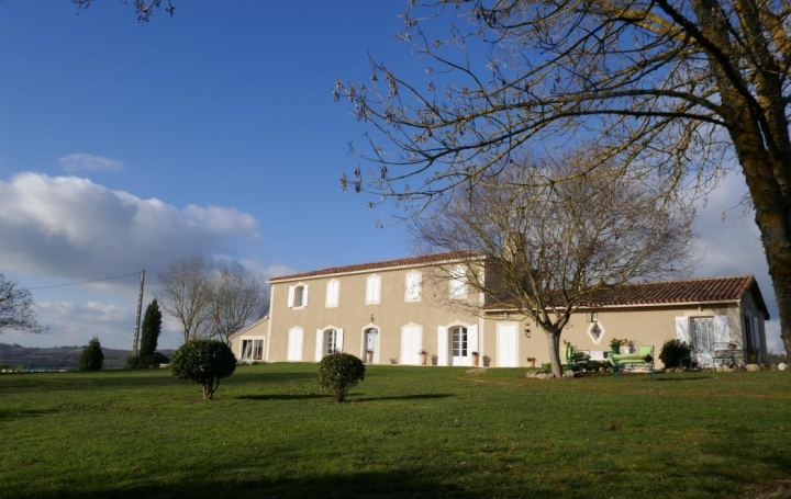 Donjon Immobilier : Maison / Villa | AUCH (32000) | 280 m2 | 560 000 € 